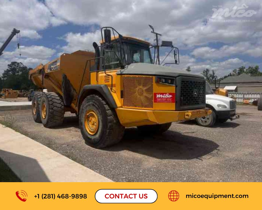 Used John Deere Articulated Dump Truck for Sale in HOUSTON, TEXAS